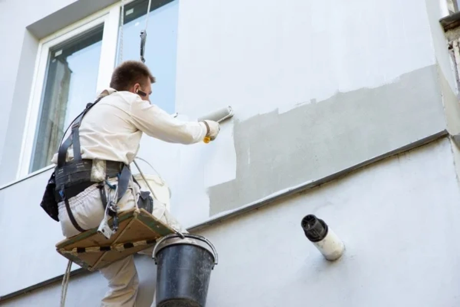 How Often Should You Repaint the Exterior of Your Home in Hendersonville, NC How Often Should You Repaint the Exterior of Your Home in Hendersonville, NC